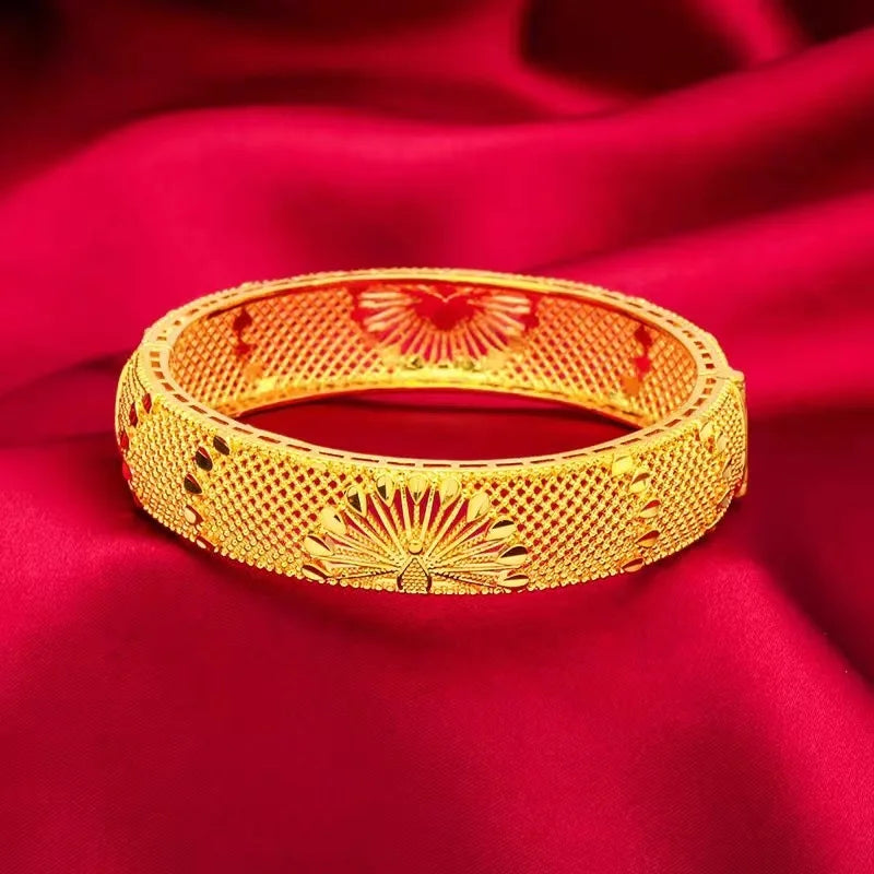 24K 999 Gold Open - Screen Peacock Clip - on Bracelet for Women: Retro Jewelry Perfect for Wedding Decor and Daily Wear
