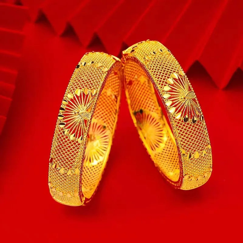 24K 999 Gold Open - Screen Peacock Clip - on Bracelet for Women: Retro Jewelry Perfect for Wedding Decor and Daily Wear