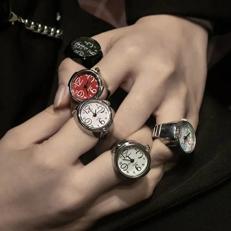 Vintage Punk Finger Watch Mini Elastic Strap Alloy Watches Couple Rings Jewelry Clock Women Men Retro Roman Quartz Watch Rings